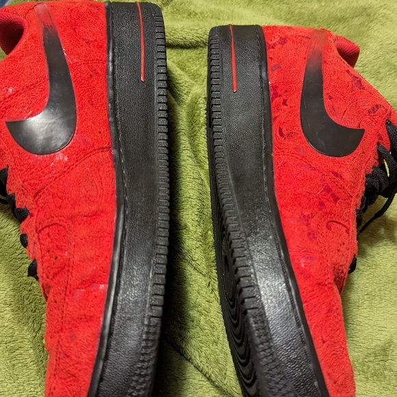 Nike Air force one low Red Pasley size 11 - Picture 11 of 12